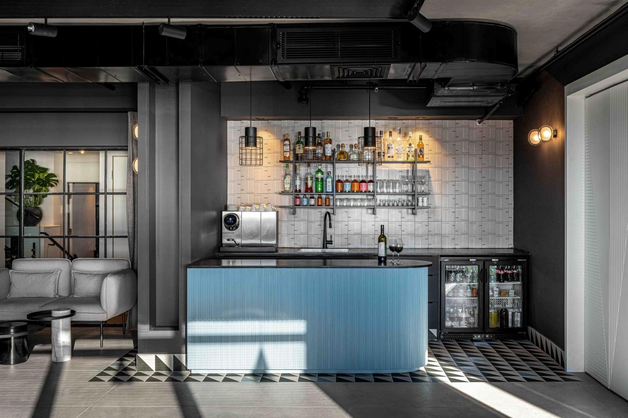 Prima Tel Aviv Hotel Bagian luar foto
